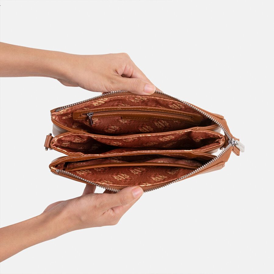 Yangoodsisburma Double Pouch Crossbody Bag - Image 5
