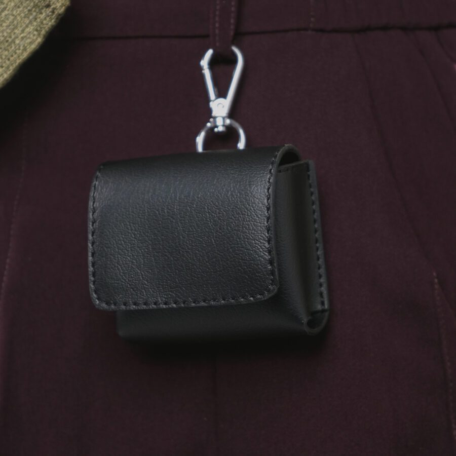Sisburma Minimalist Pouch Crossbody Bag - Image 2