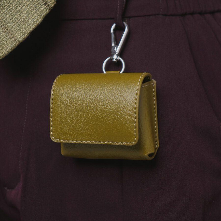 Sisburma Minimalist Pouch Crossbody Bag - Image 3