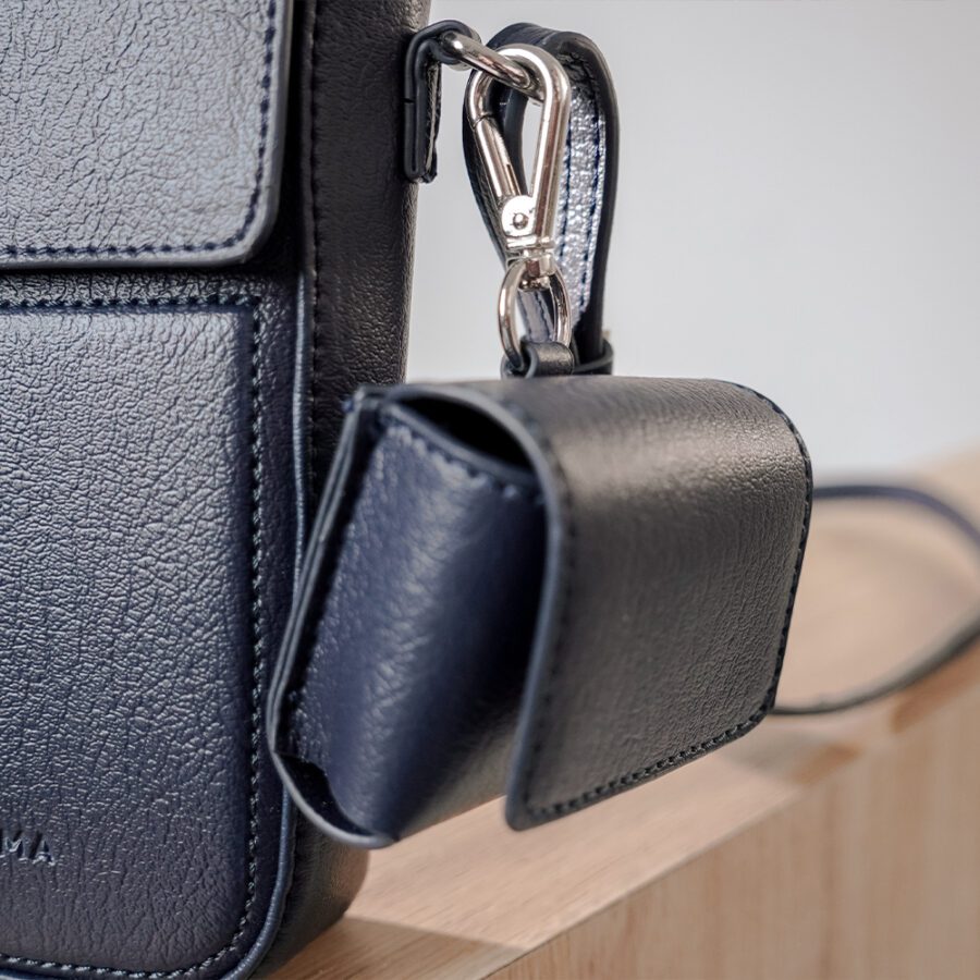 Sisburma Minimalist Pouch Crossbody Bag - Image 15
