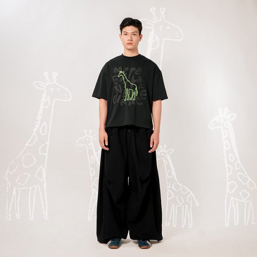 Meet The New Giraffe Vol.3 Cropped Boxy T-Shirt - Image 10