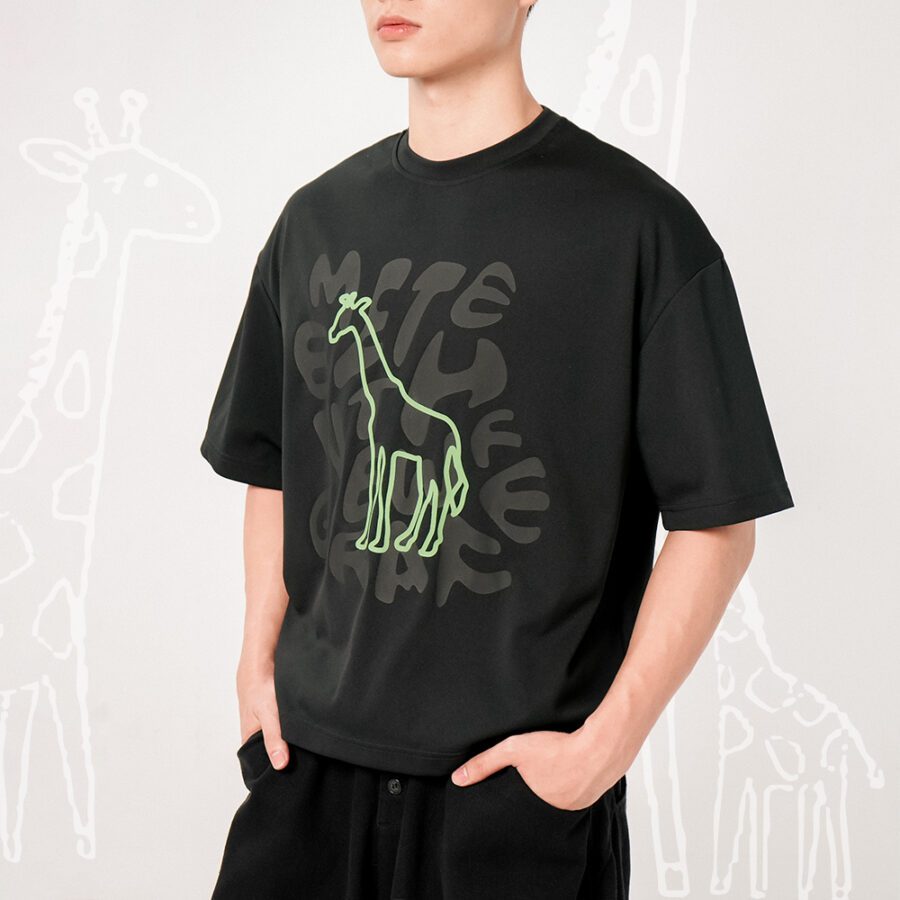 Meet The New Giraffe Vol.3 Cropped Boxy T-Shirt - Image 3