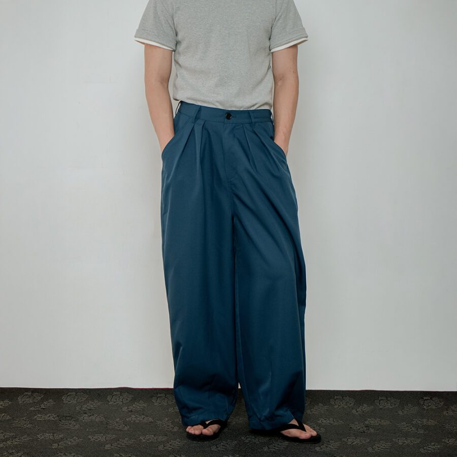 Pleated Wide-Leg Flow Pants