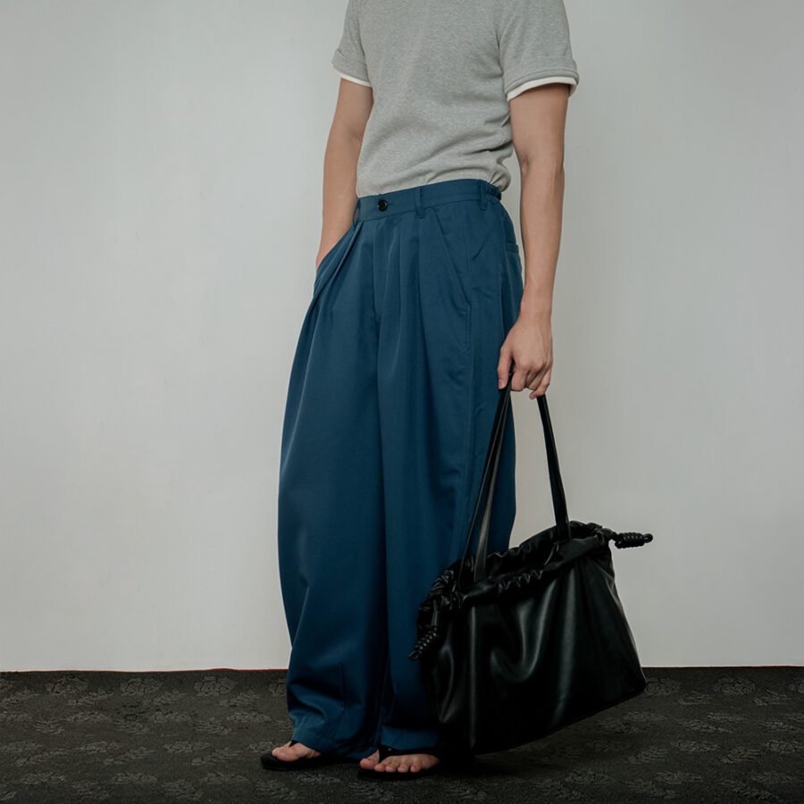 Pleated Wide-Leg Flow Pants - Image 9