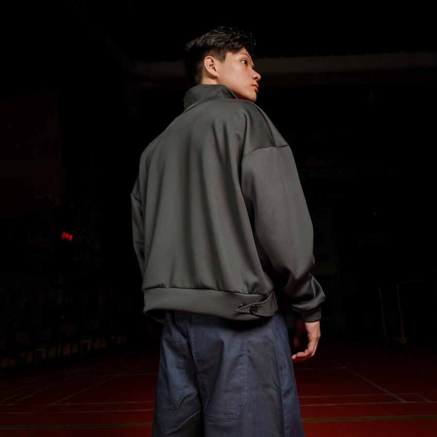 SISBURMA Classic Logo Cropped Half-Zip Sweatshirt - Image 17