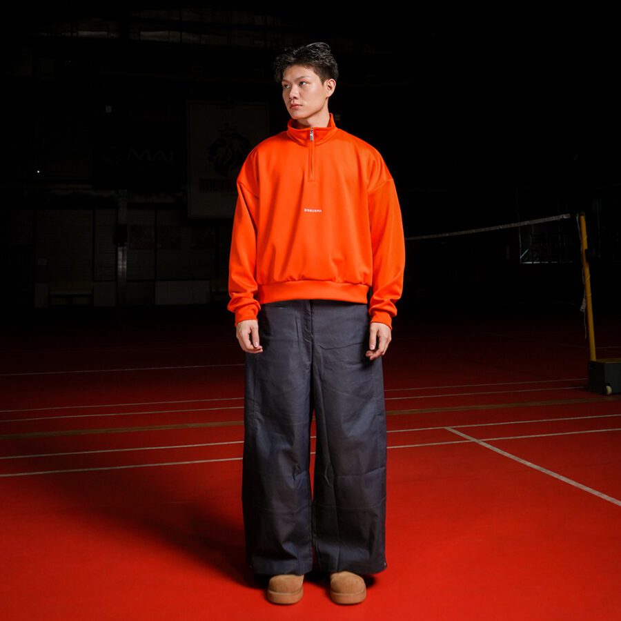 SISBURMA Classic Logo Cropped Half-Zip Sweatshirt - Image 19