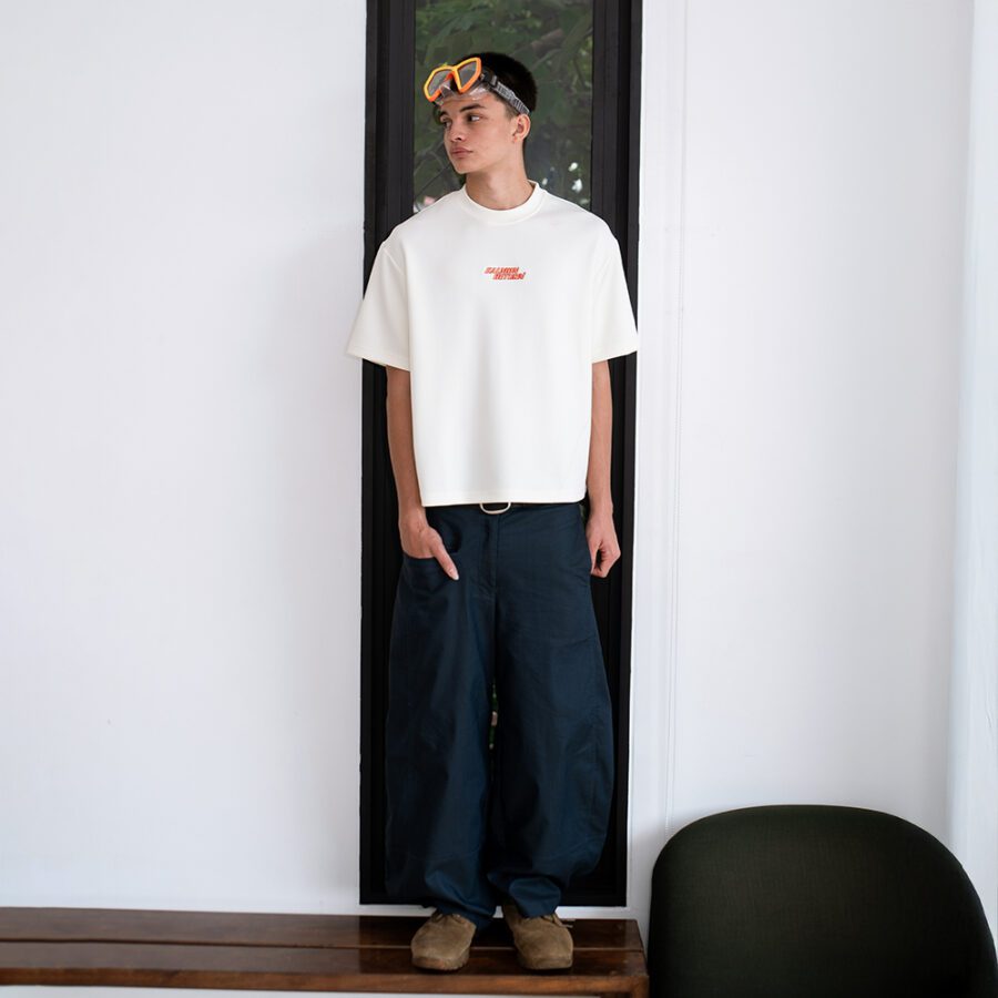 SISBURMA Salmon Diagonal Seam Cropped Tee - Image 9