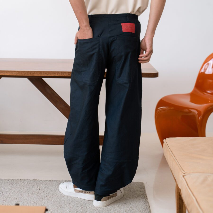 SISBURMA Salmon Run Wide-Leg Scimitar Jeans - Image 4